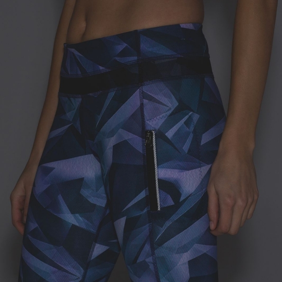 EUC Lululemon Inspire Tight II (Mesh) Pretty Prism Multi / Black Blue Purple | 4 - Picture 11 of 11